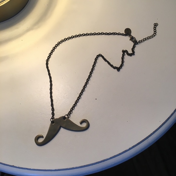 ZAD Mustache Necklace - Picture 5 of 5